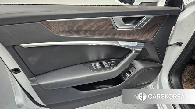 Audi A6 (C8) id 4529231 из Кореи 16