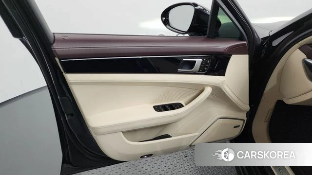 Porsche Panamera (971) id 4501353 из Кореи 16