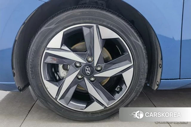 Hyundai Elantra id 4255709 из Китая 16