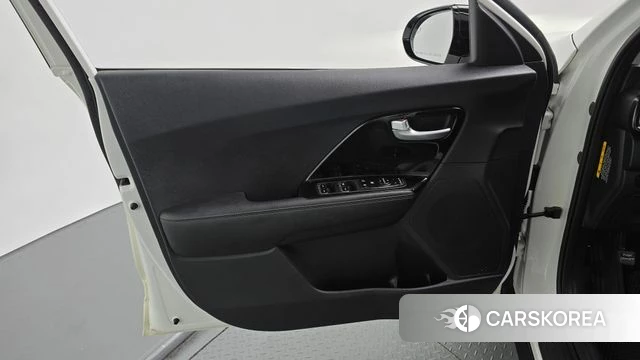 Kia Niro id 4873482 из Кореи 16