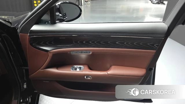 Genesis G90 (RS4) id 4612935 из Кореи 16