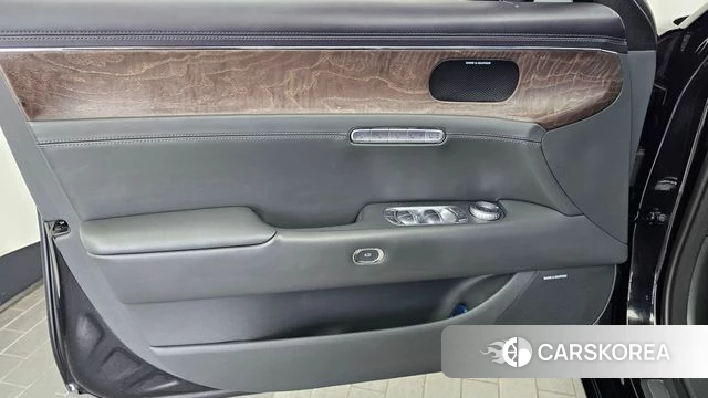 Genesis G90 (RS4) id 4758480 из Кореи 16