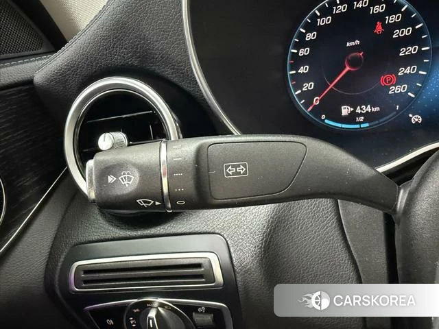 Mercedes-Benz Class C id 4255764 из Китая 16