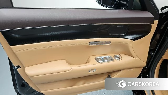Genesis G90 (RS4) id 4401004 из Кореи 16