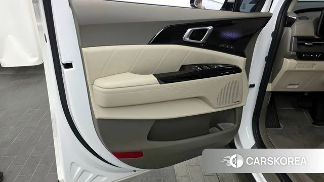 Kia Carnival 4th generation id 4230779 из Кореи 16