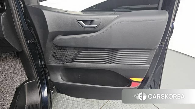 Hyundai Staria id 4893373 из Кореи 16