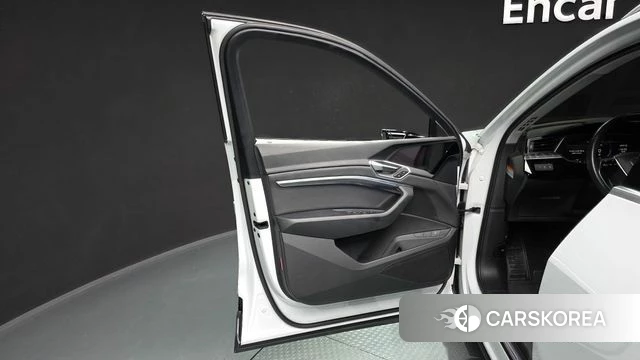 Audi e-Tron id 4249937 из Кореи 16