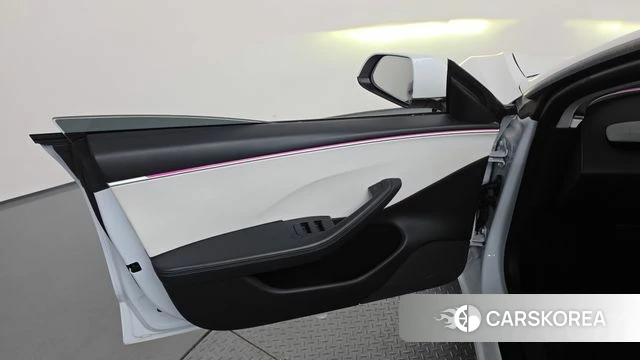 Tesla Model 3 id 4706337 из Кореи 16