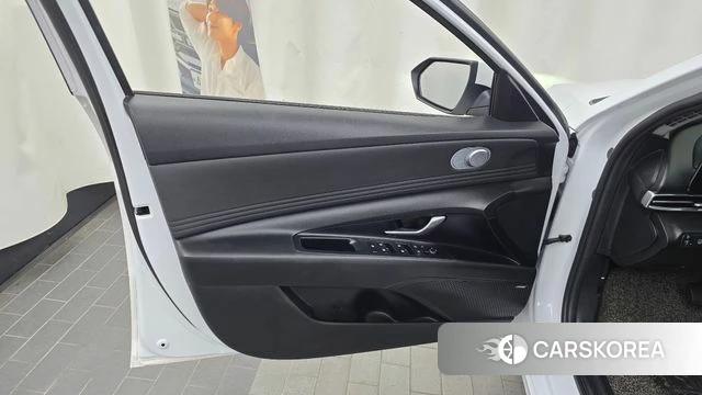 Hyundai Avante Hybrid (CN7) id 4542644 из Кореи 16