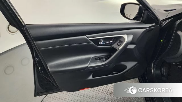 Nissan Altima id 4424975 из Кореи 16