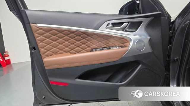Genesis G70 id 4760032 из Кореи 16