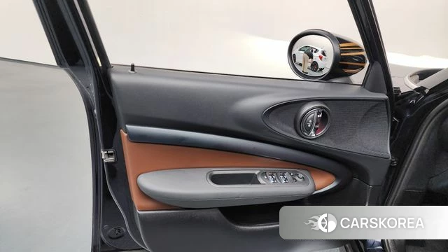Mini Cooper Clubman id 4315332 из Кореи 16