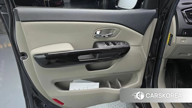 Kia The New Carnival id 4520744 из Кореи 16