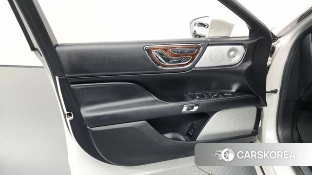Lincoln Continental 10th Generation id 4459422 из Кореи 16
