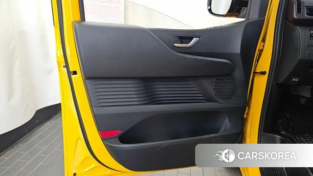 Hyundai Staria id 4905846 из Кореи 16