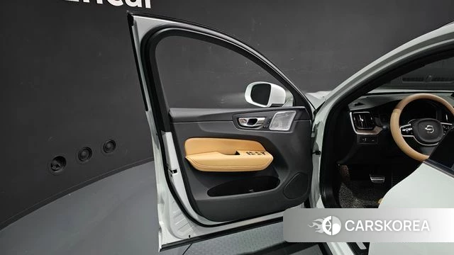 Volvo XC60 second Generation id 4187364 из Кореи 16