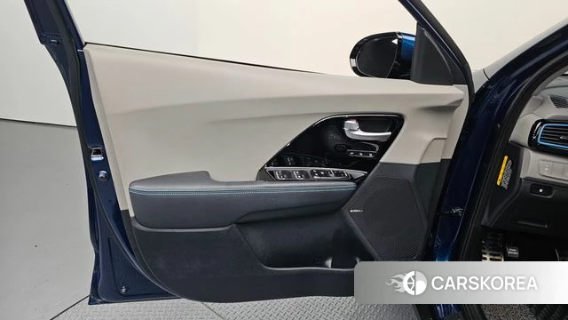 Kia Niro id 4246299 из Кореи 16