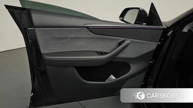 Tesla Model Y id 4456004 из Кореи 16