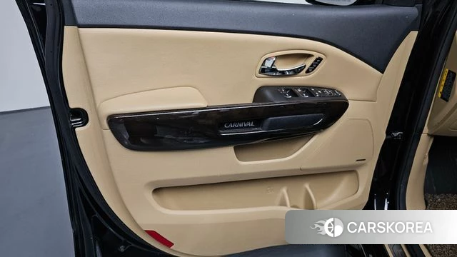 Kia The New Carnival id 4318109 из Кореи 16
