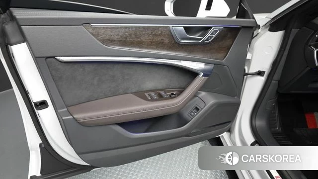 Audi A7 (4K) id 4362474 из Кореи 16