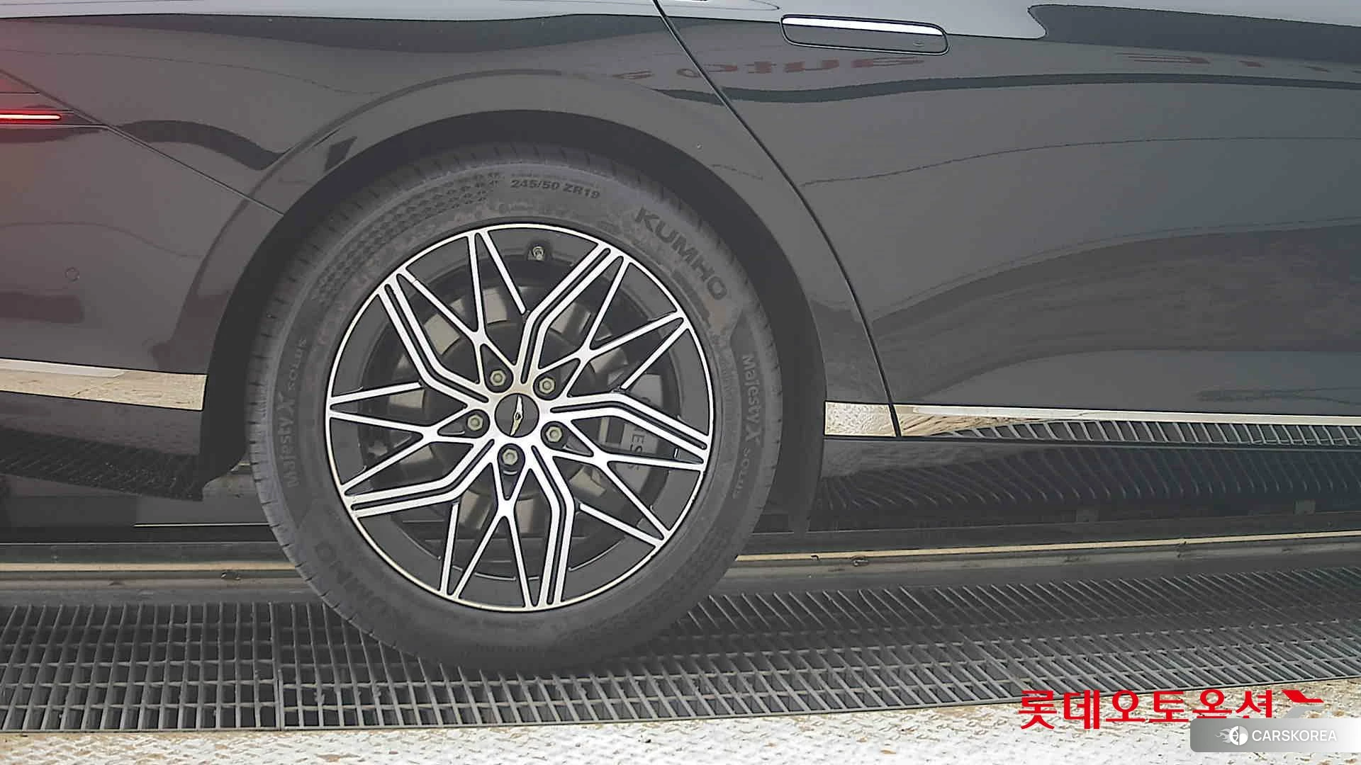 Hyundai G90 id 4909161 из Кореи 16