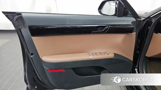 Hyundai Grandeur Hybrid (GN7) id 4505729 из Кореи 16