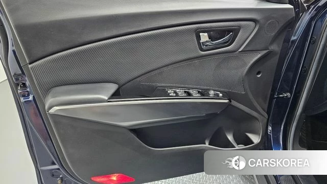 Ssangyong Berry New Tivoli id 4763635 из Кореи 16