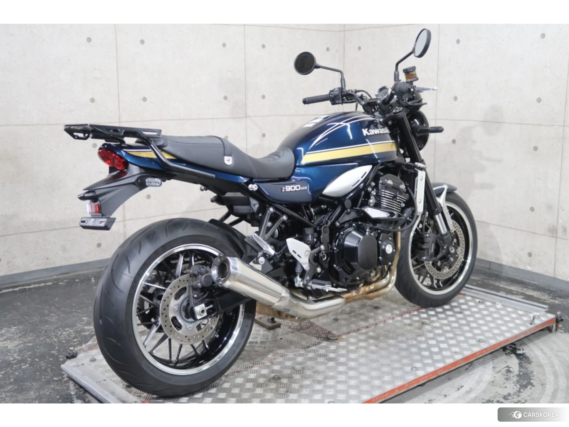 Kawasaki Z900RS id 3950441 из Японии 16