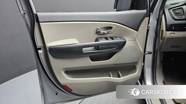 Kia The New Carnival id 4251387 из Кореи 16