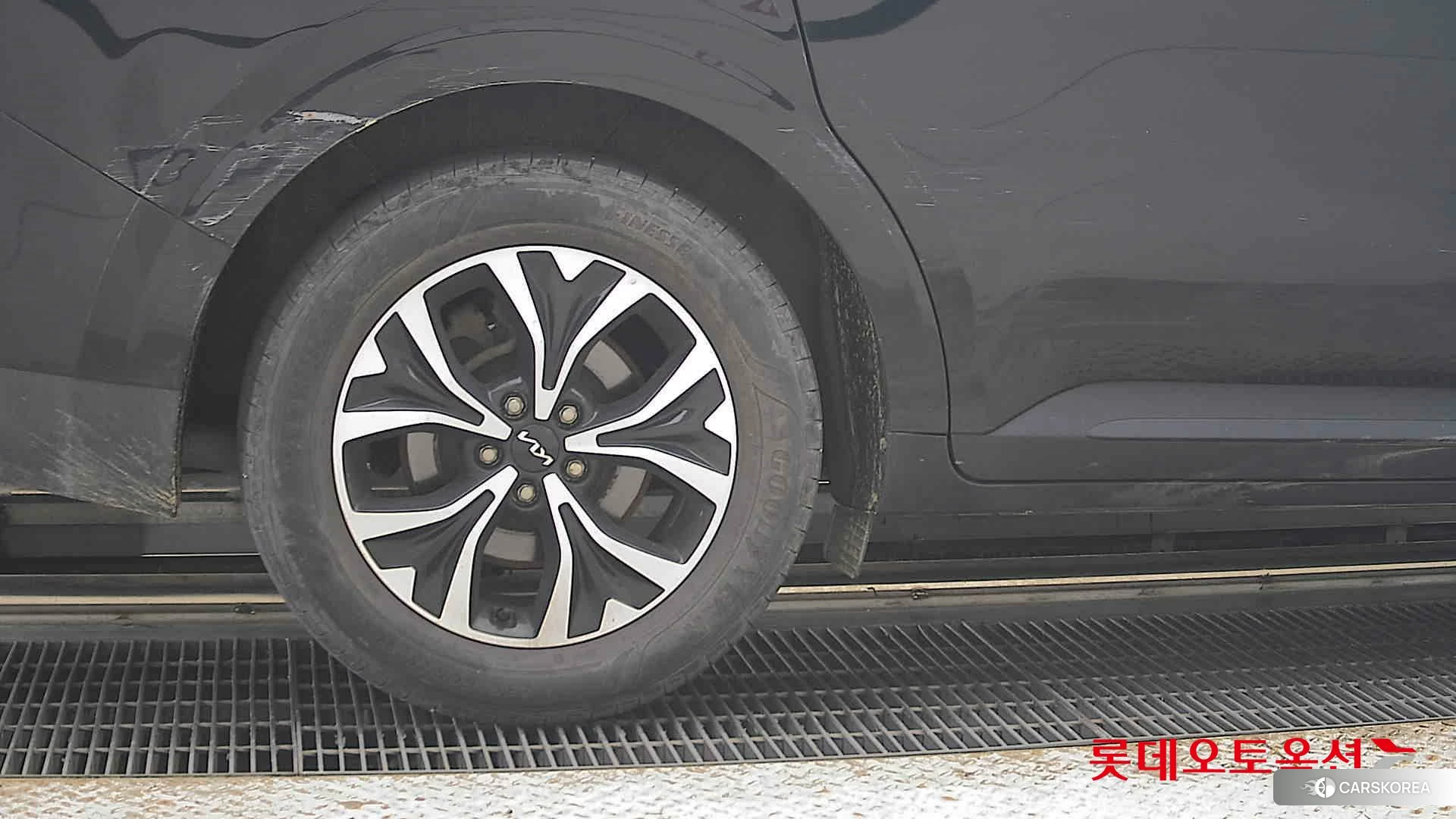 Kia Carnival id 4674194 из Кореи 16