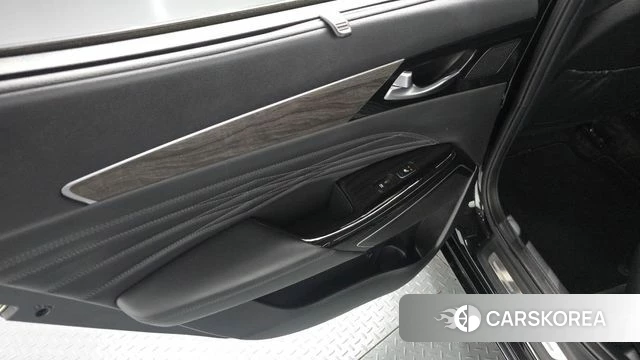Kia K7 Premier Hybrid id 4923333 из Кореи 16
