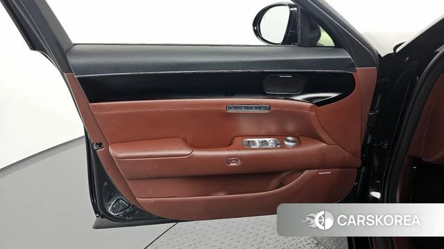 Genesis G90 (RS4) id 4422788 из Кореи 16