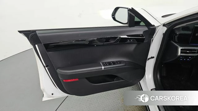 Hyundai Grandeur Hybrid (GN7) id 4381904 из Кореи 16