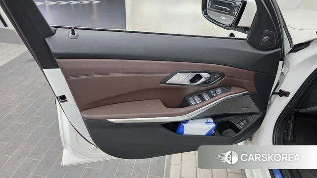 BMW 3 Series (G20) id 4676665 из Кореи 16