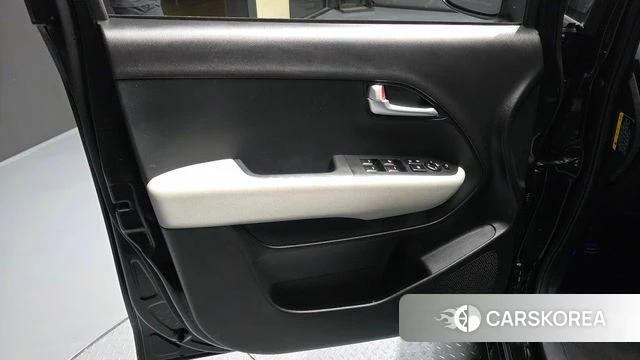 Kia The New Kia Ray id 4316018 из Кореи 16