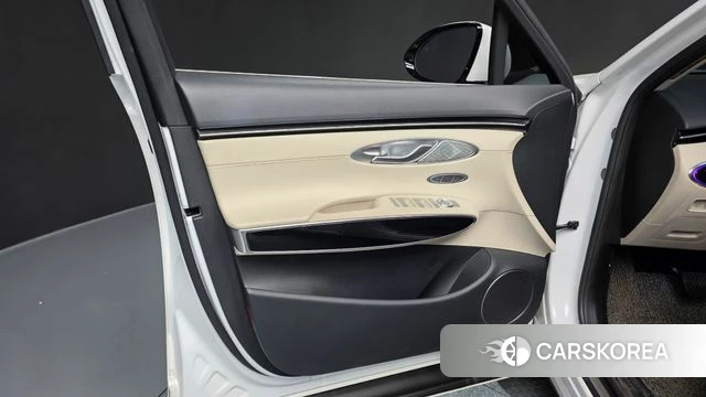 Genesis GV70 id 4542272 из Кореи 16