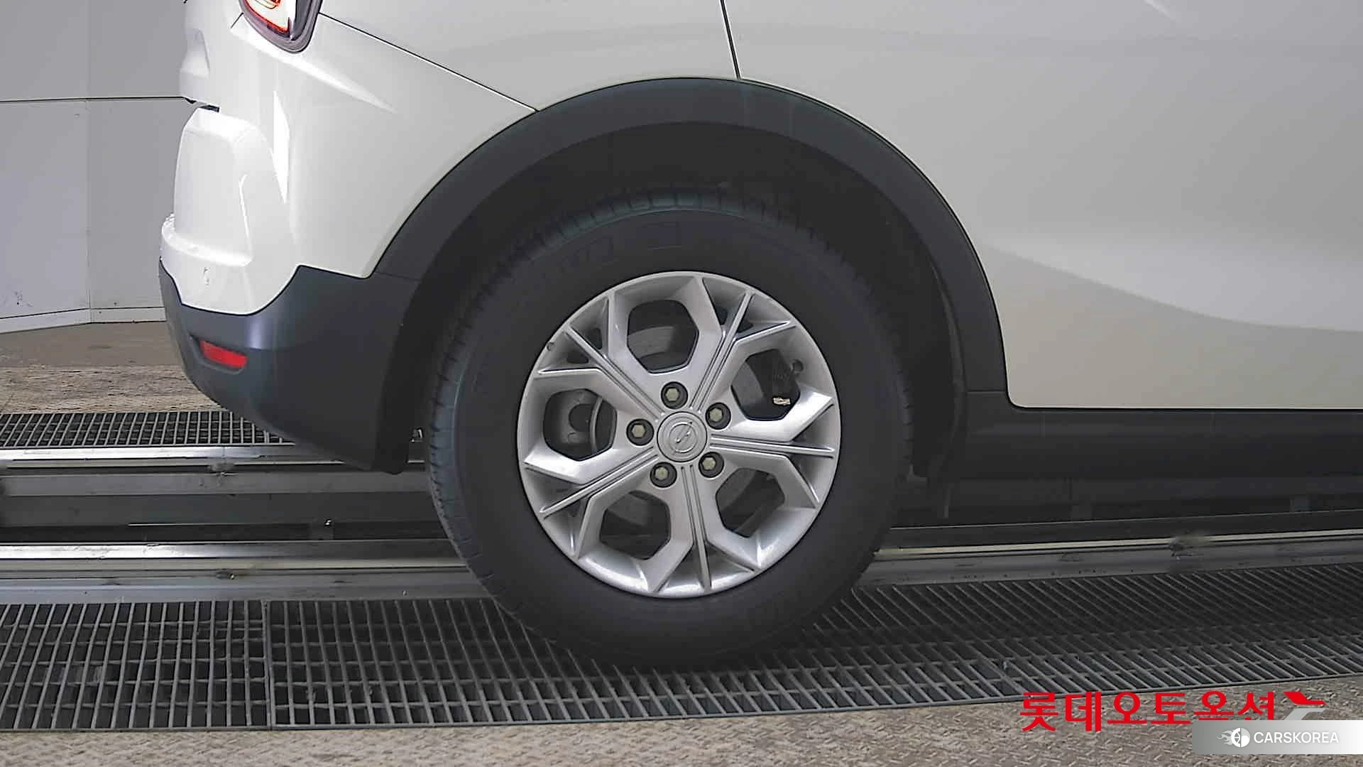 SsangYong Tivoli id 3869471 из Кореи 16