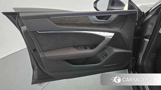 Audi A7 (4K) id 4625039 из Кореи 16