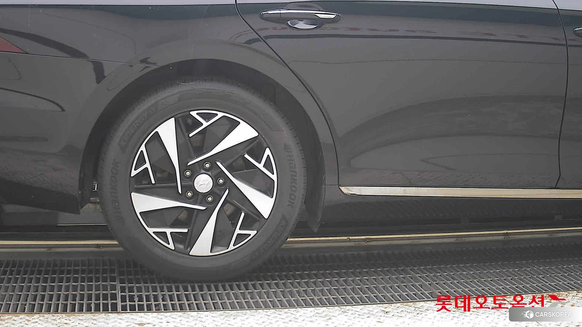 Hyundai Grandeur Hybrid id 4674105 из Кореи 16