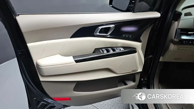 Kia Carnival 4th generation id 4641671 из Кореи 16