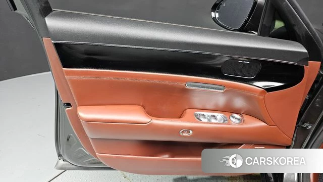 Genesis G90 (RS4) id 4656198 из Кореи 16