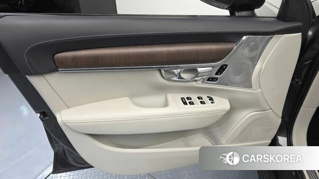 Volvo V90 Cross-Country id 4445310 из Кореи 16