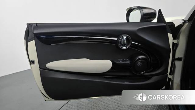 Mini Cooper S id 4735728 из Кореи 16