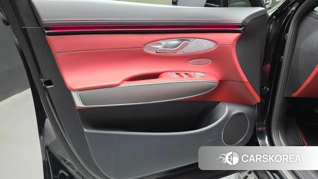 Genesis GV70 id 4834315 из Кореи 16