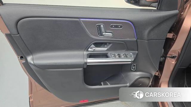 Mercedes-Benz EQA H243 id 4603713 из Кореи 16