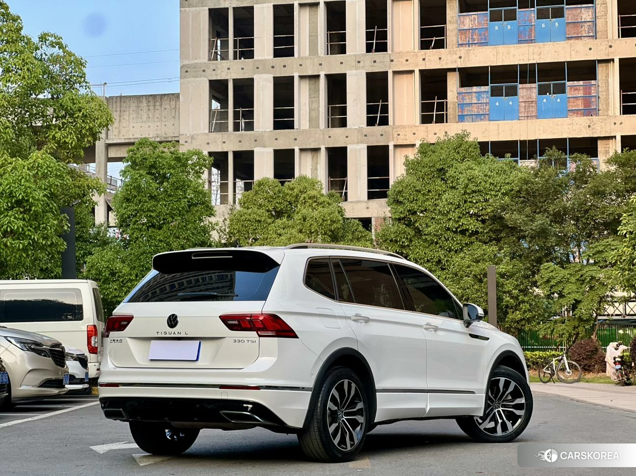 Volkswagen Tiguan L id 4473769 из Китая 16