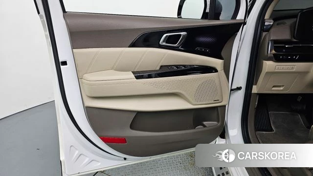 Kia Carnival 4th generation id 4434591 из Кореи 16