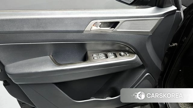 Ssangyong Rexton Sports id 4384708 из Кореи 16