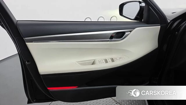 Hyundai The New Grandeur IG Hybrid id 4763597 из Кореи 16