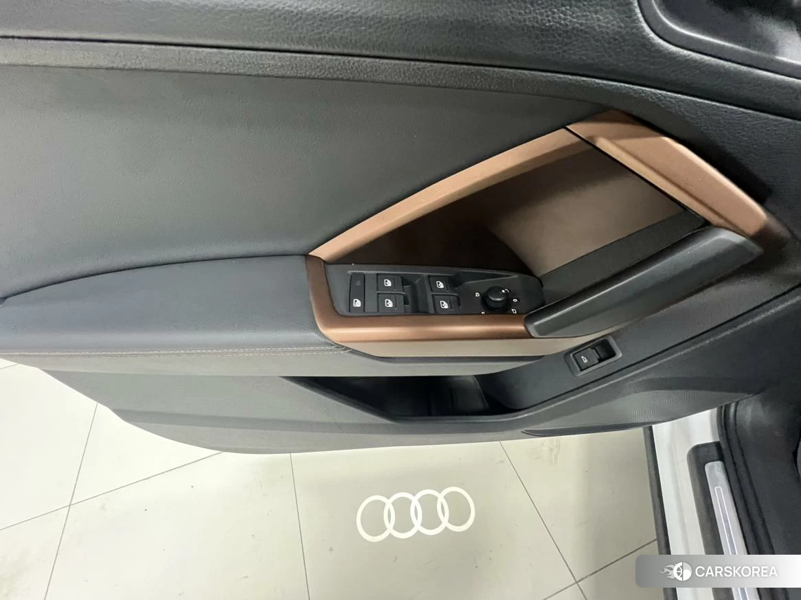 Audi Q3 id 4485349 из Китая 16